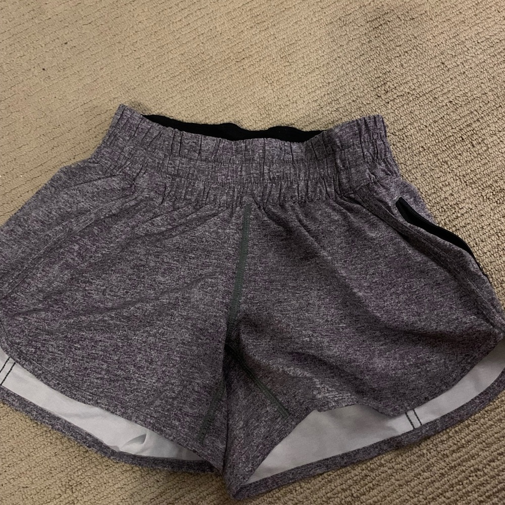 Lululemon tracker shorts